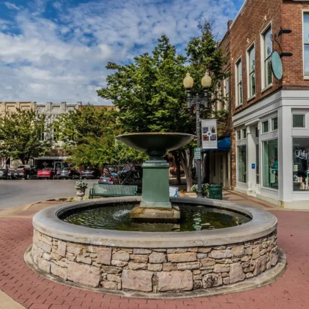 Estate wedding venue near Columbia Tennessee at Grahams Estate