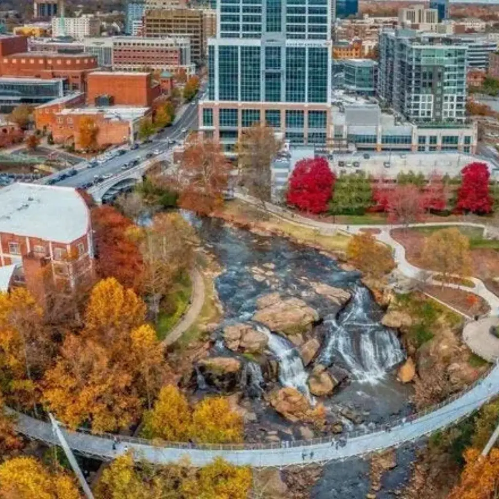 Romantic wedding venue near Greeneville Tennessee at Grahams Estate