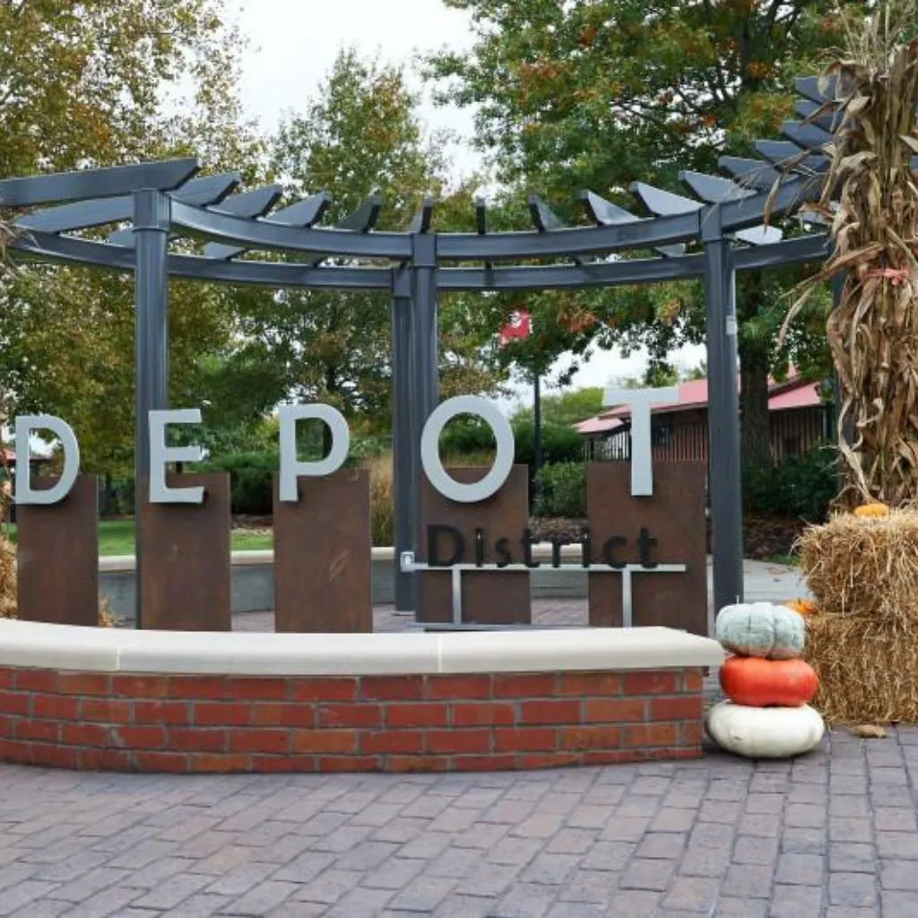 Outdoor wedding venue near Smyrna Tennessee at Grahams Estate